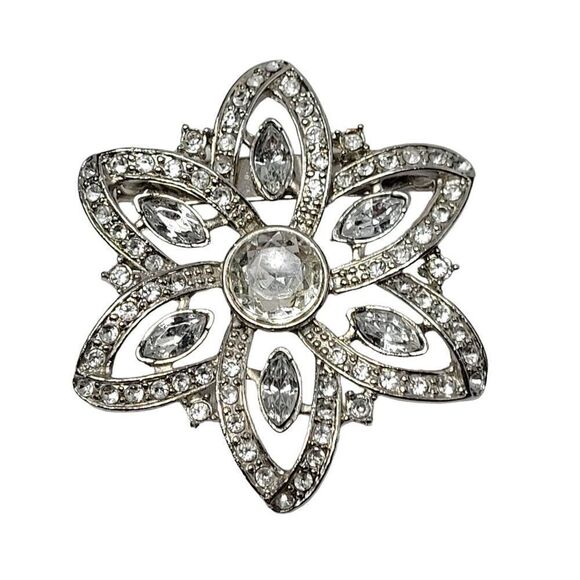 Brooch Pin Clear Rhinestone Flower Bloom Silver Tone Retro 60's Costume - Picture 1 of 6